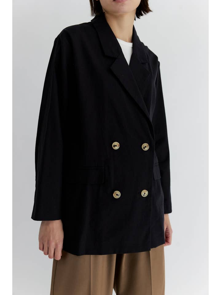 MOD REF - Wholesale Blazer - Women's - The Arla Jacket | Oversized Linen Blazer4