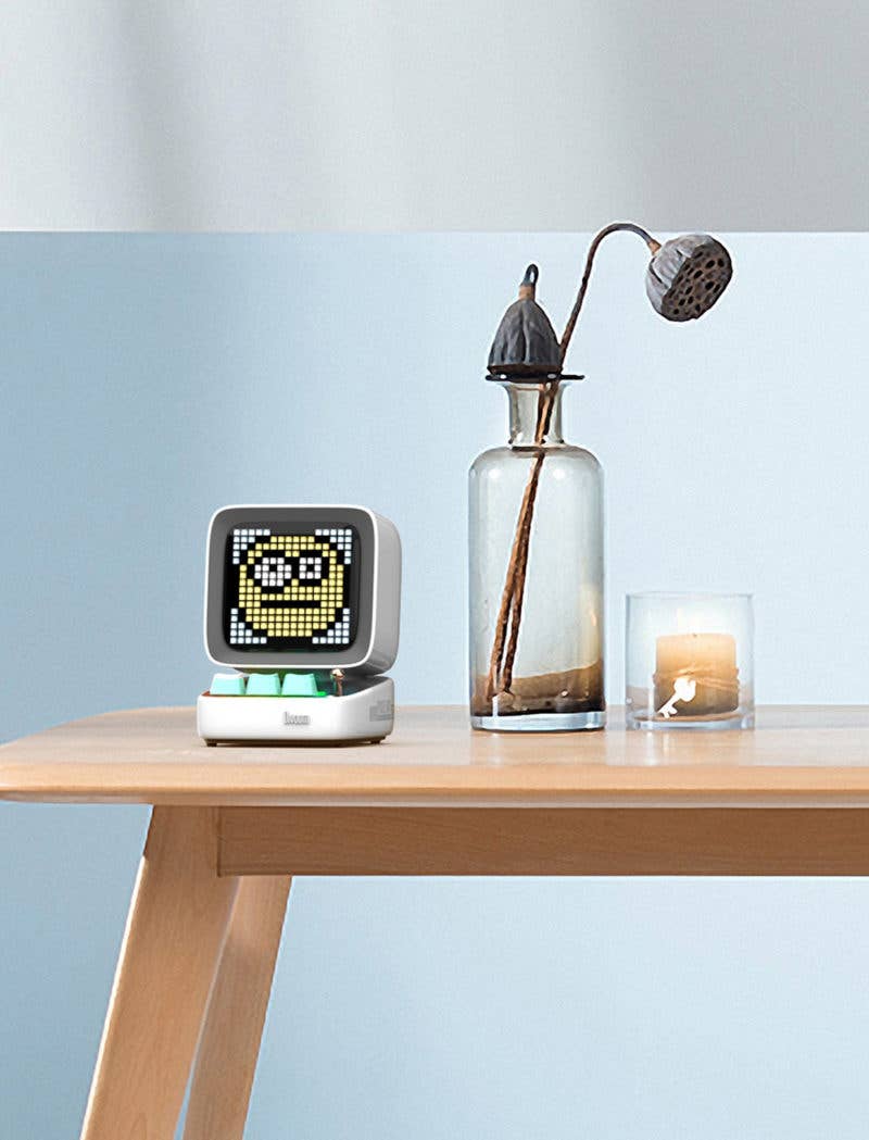 RESET CLUB - Wholesale Speakers - DIVOOM SPEAKER - DITOO PRO WHITE BLUETOOTH SPEAKER5