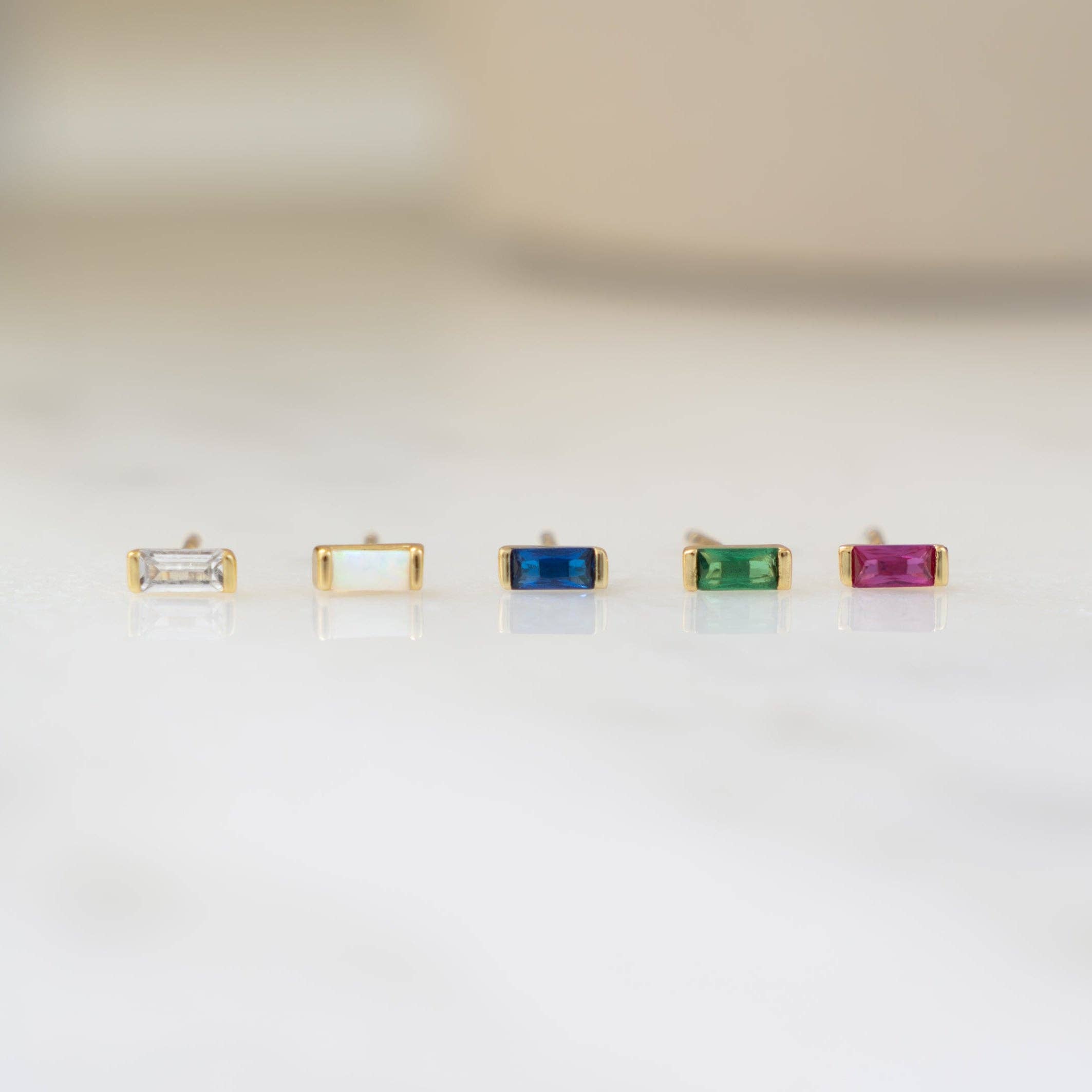 Sami Jewels – Engroshandel Ørestikkere – Smaragd Baguette Stud Øreringe6