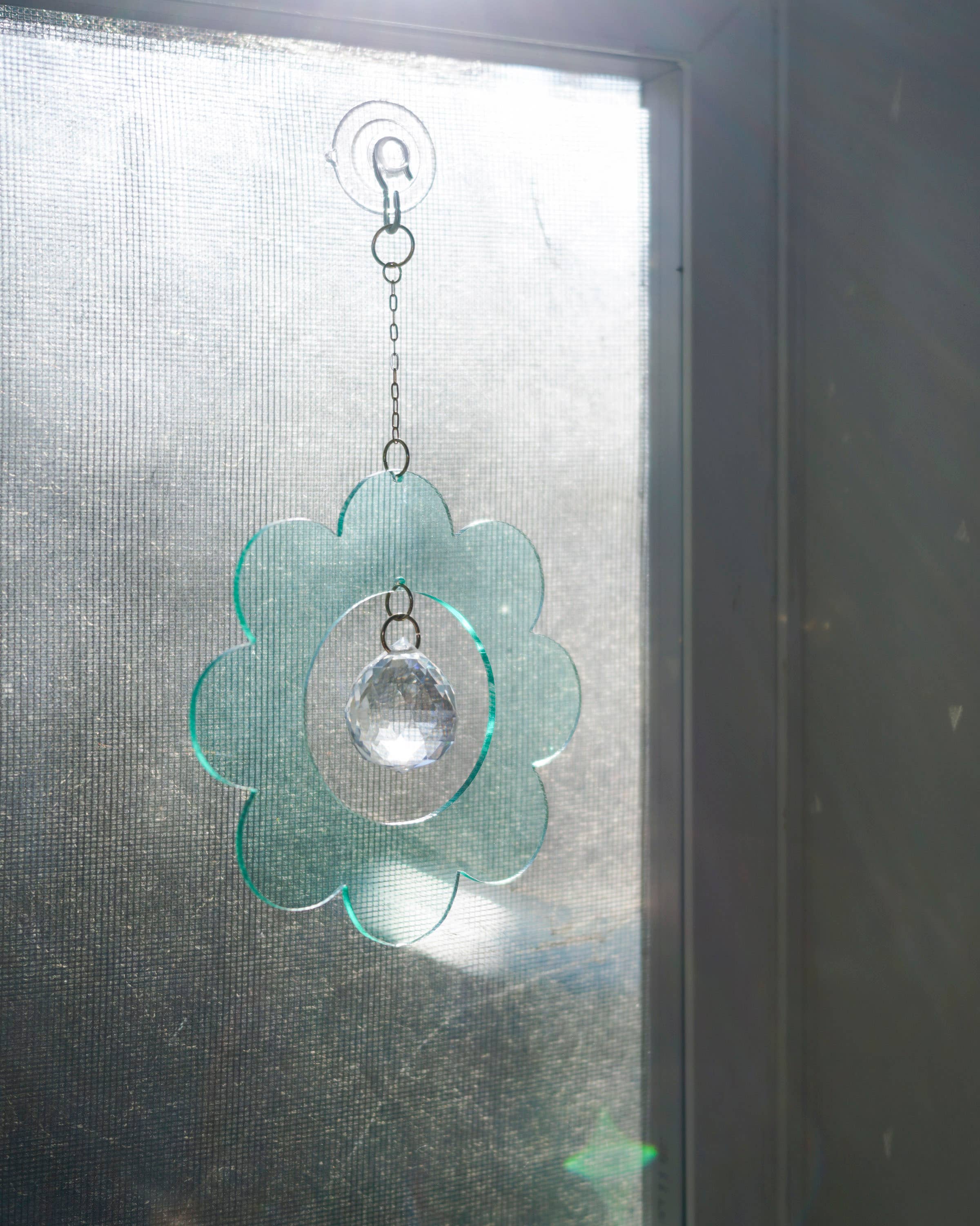 Hustle Home Décor - Wholesale Suncatcher - Retro Flower Sun Catcher13
