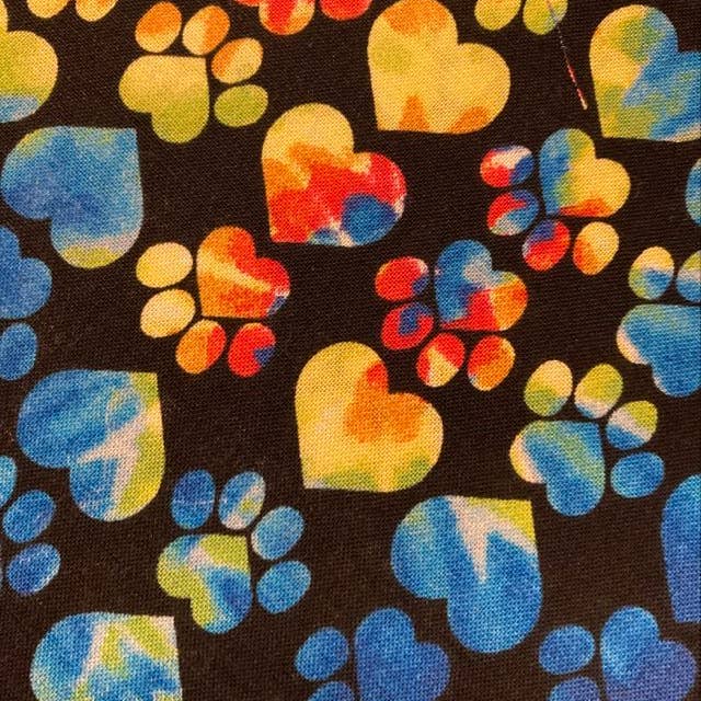 Jo's Pet Treats & Bandanas by Abab Enterprises, LLC - Vente Bandana – chien - Bandana à nouer pour chien avec motif de patte, prêt à être vendu au détail5