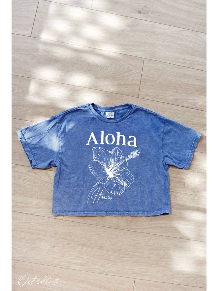 OAT COLLECTIVE - Wholesale Screen Printed T-Shirt - Women's - ALOHA HAWAII Cropped Mineral Washed Graphic Top
8