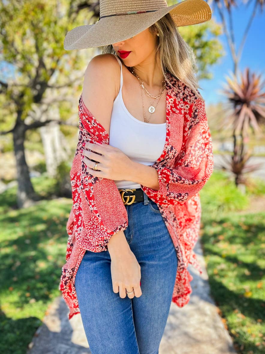 Rouge Kimono en chiffon à imprimé floral multicolore rouge avec manches 3/4 en vente sur Faire3