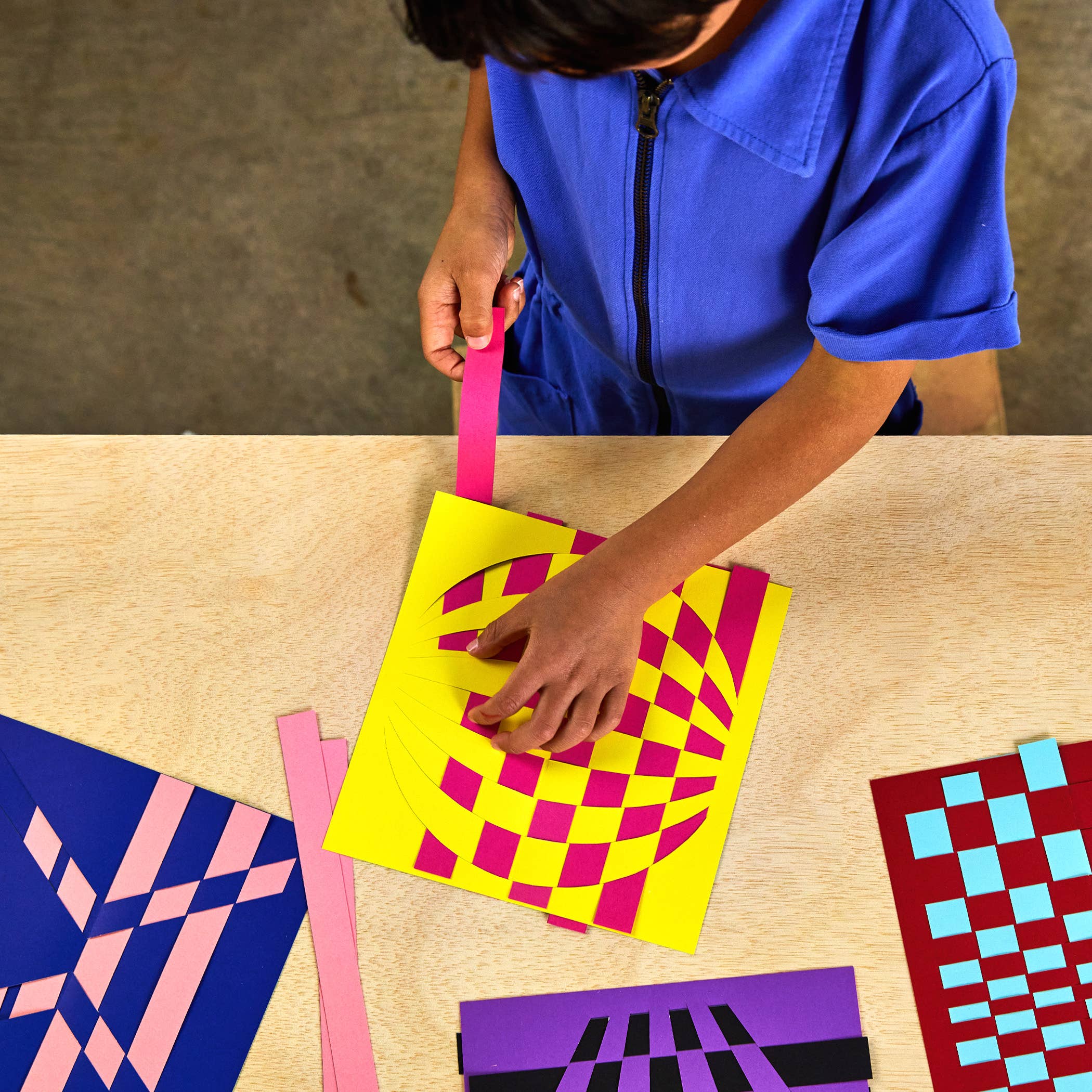 MAJO IDEAS – wholesale DIY craft kit – Child – VOL ①② — OP ART Sticker Based Art Pack11