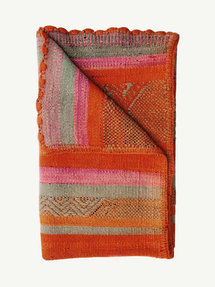Peruvian Frazada - Wool Throw & Rug, Traditional Textile Art - No. 11 - 181x151 cms for wholesale by Orange Inca