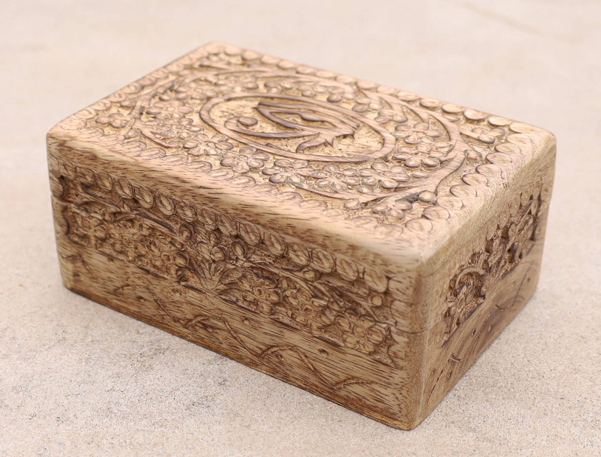 Lungta Imports - Wholesale Jewelry Box/Organizer - Egyptian Eye of Horus Hand Carved Jewelry Trinket Keepsake W8