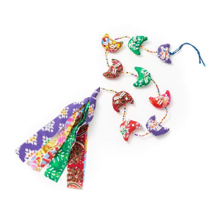 Matr Boomie Fair Trade - Wholesale Bunting/Garland - Dulari Cat Garland - Upcycled Sari Fabric Decoration