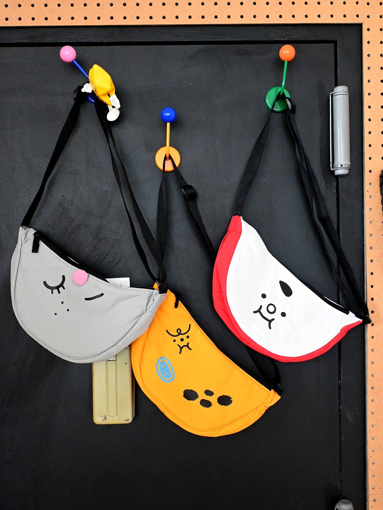 Natali Koromoto - Wholesale Crossbody Bag - Unisex - "Bad-nana" Crescent Bag13