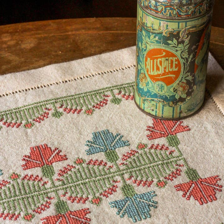 Cross stitch kit - Calliope's Meadow for wholesale by Avlea Folk Embroidery