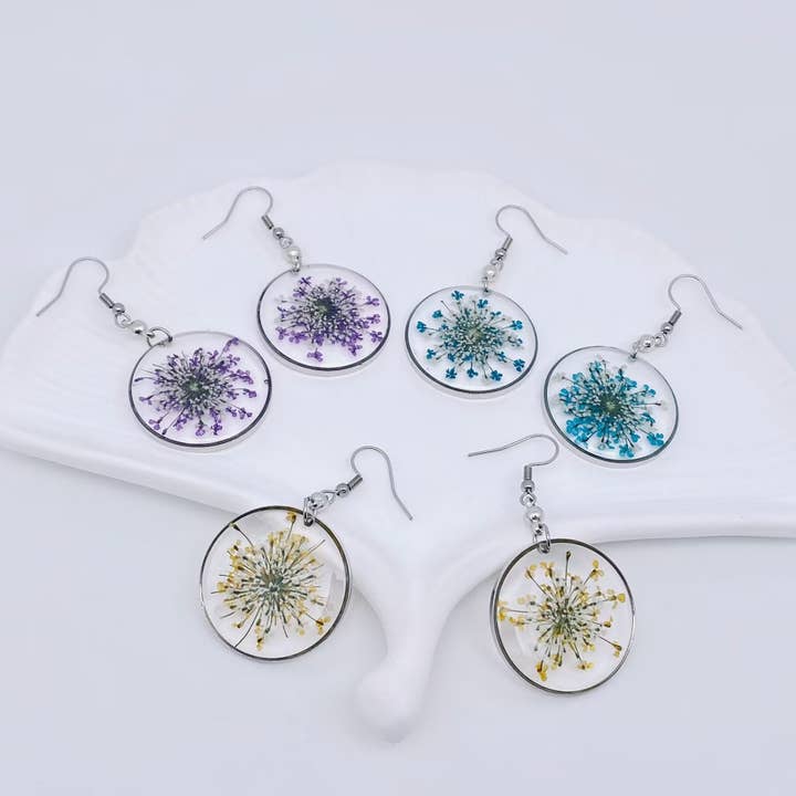 Mio Queena - Wholesale Dangle Earrings - Queen Anne's Lace Round Pendant Dried Flowers Earrings - PDF2