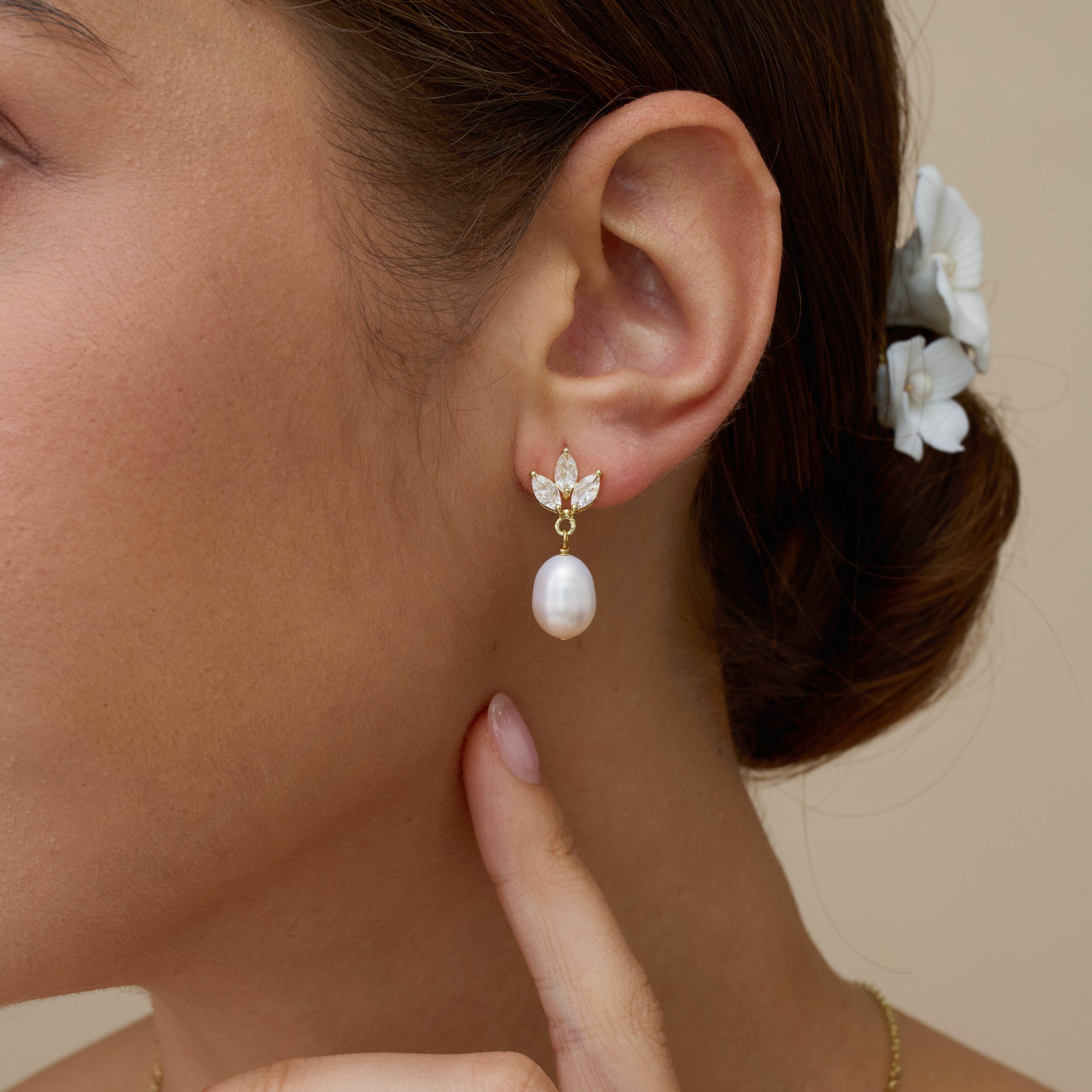 Drrtymagic - Vente Parures de bijoux - Boucles d'oreilles pendantes en perles d'eau douce avec diamant et ensemble collier4