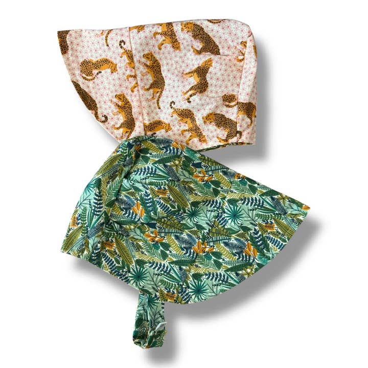 Haube im organischen Dschungel für den Großhandel von Urban Baby Bonnets