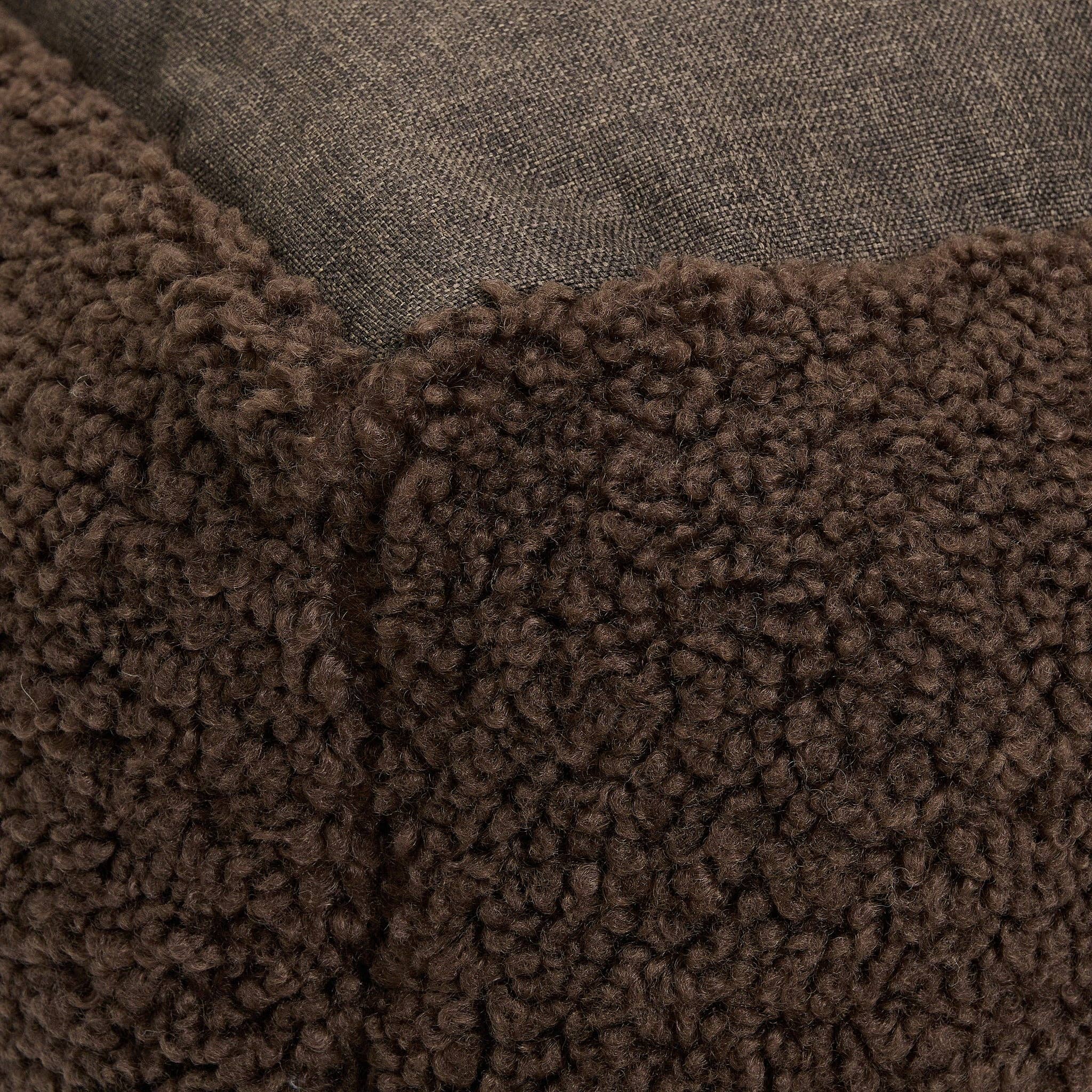 brown Nuna dog bed - Teddy soft & washable dog bed made of memory foam (brown) for wholesale on Faire3