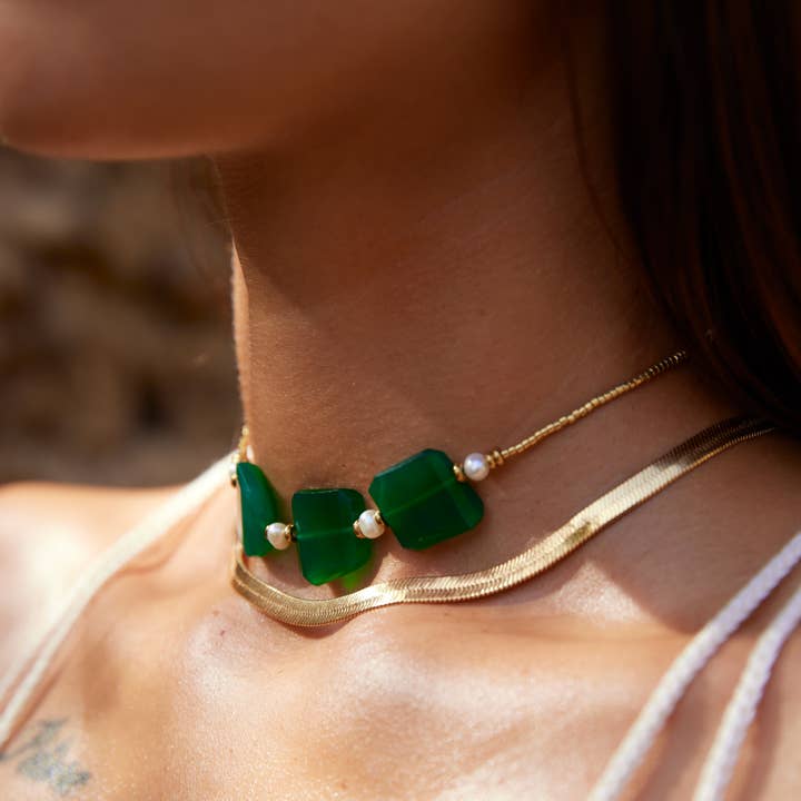 Apsara Jewels - Wholesale Pendant/Charm Necklace - Gold Necklace - Green Onyx & Mother-of-Pearl1