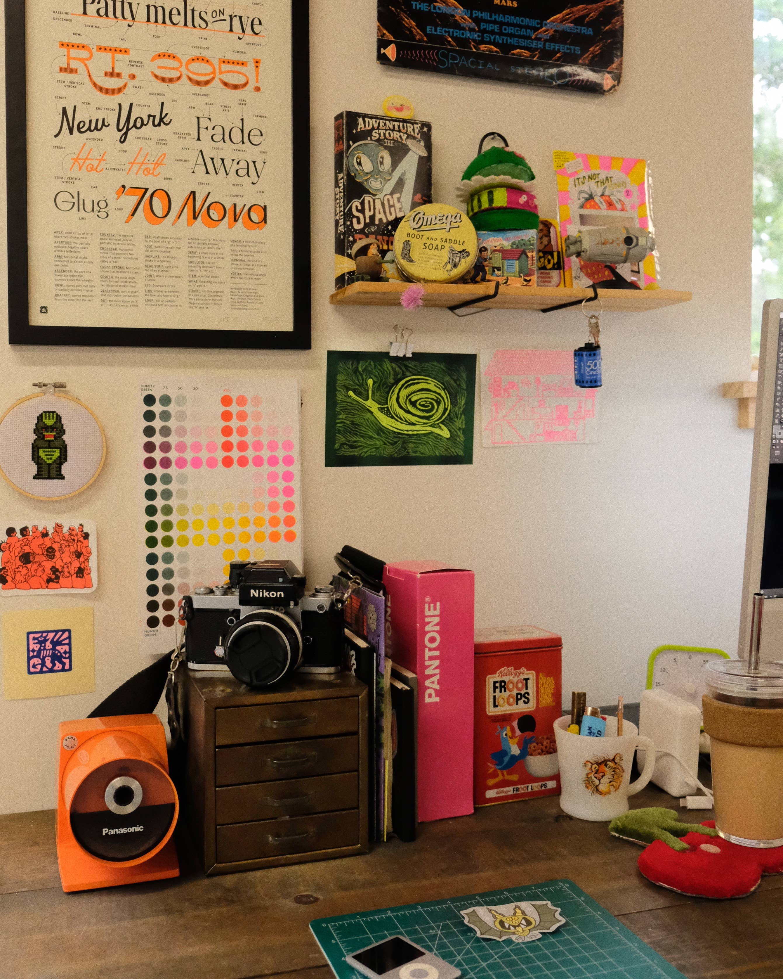 It's Not That Weird - Wholesale Art Print - Psychedelic Snail Riso print2