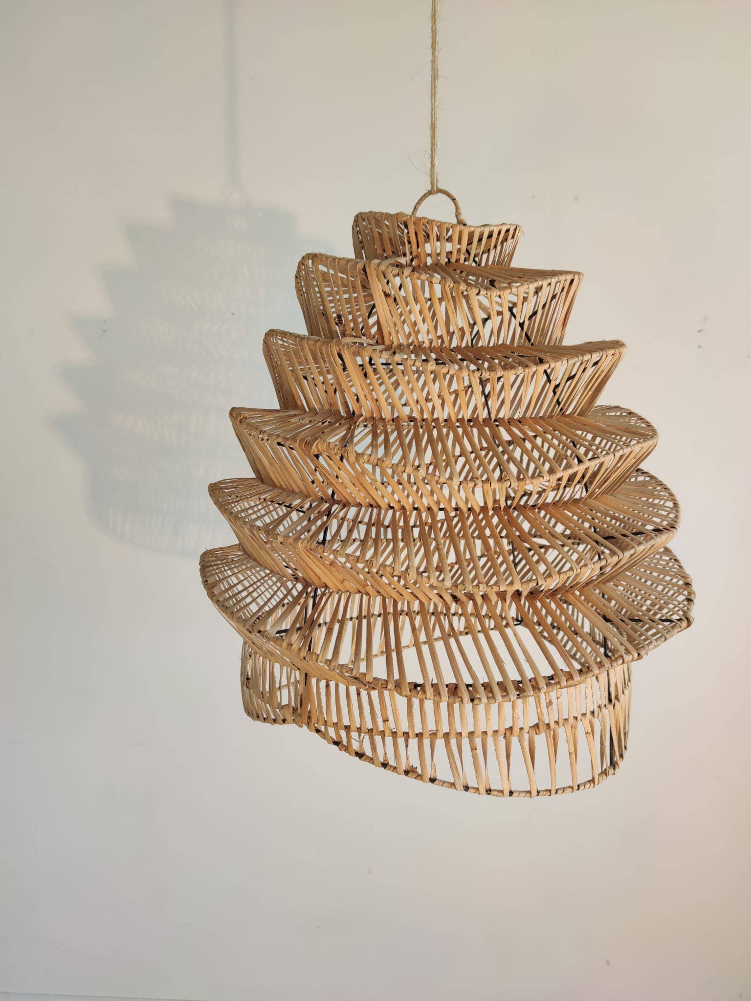 Office Objets - Wholesale Chandelier/Hanging Light - Woven rattan pendant in natural accordion shape4