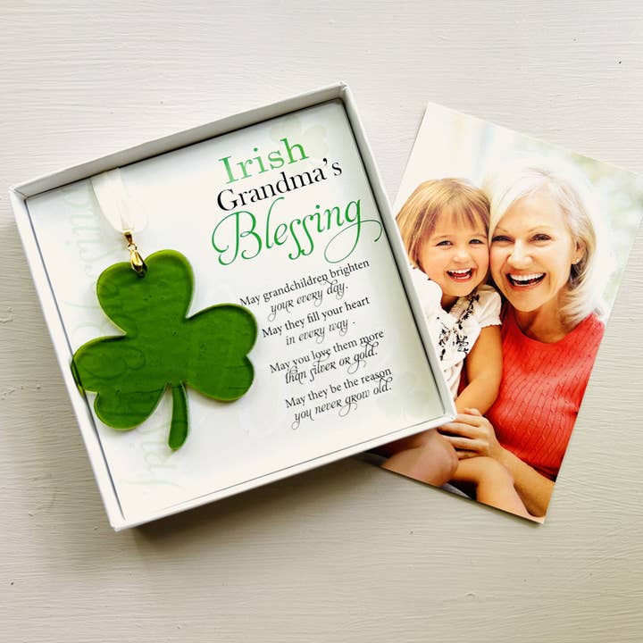 The Grandparent Gift Co. Inc. - Wholesale Ornament - Irish Grandma Gift Blessing Card & USA Glass Shamrock 78123