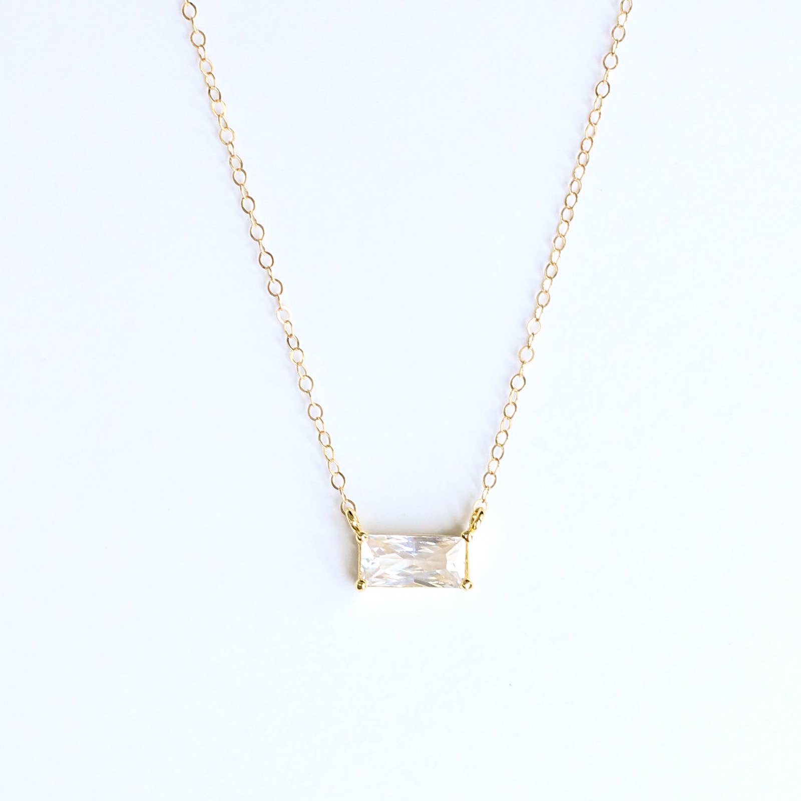 Christine Elizabeth Jewelry - Vente Colliers à pendentif - Collier Baguette2