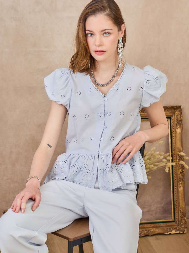 LULUMARY - Wholesale Button Down Shirt - Women's - Embroidered shirt CH36412