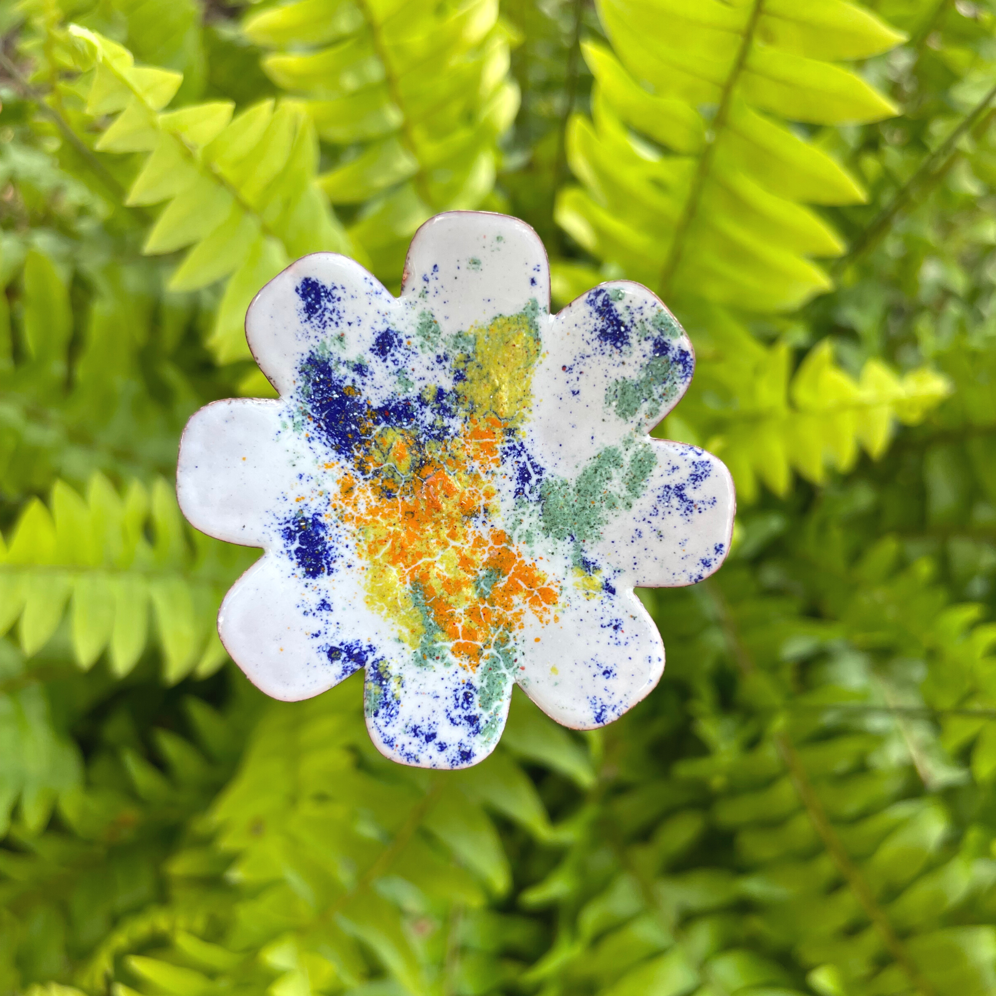 Clever Goods by Annabelle Noel Designs - Wholesale Garden/Lawn Stake - Large Copper Enamel Flowers12