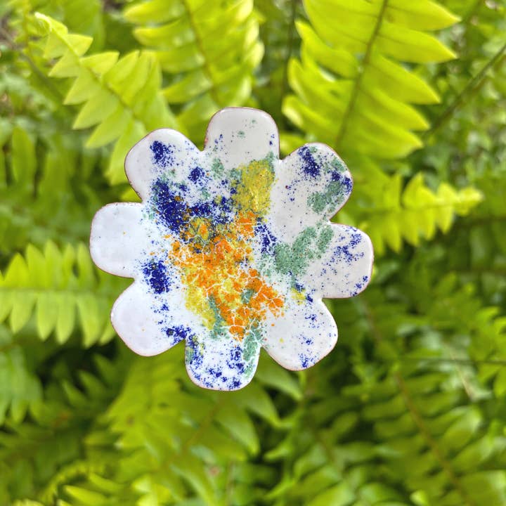 Clever Goods by Annabelle Noel Designs - Wholesale Garden/Lawn Stake - Large Copper Enamel Flowers12