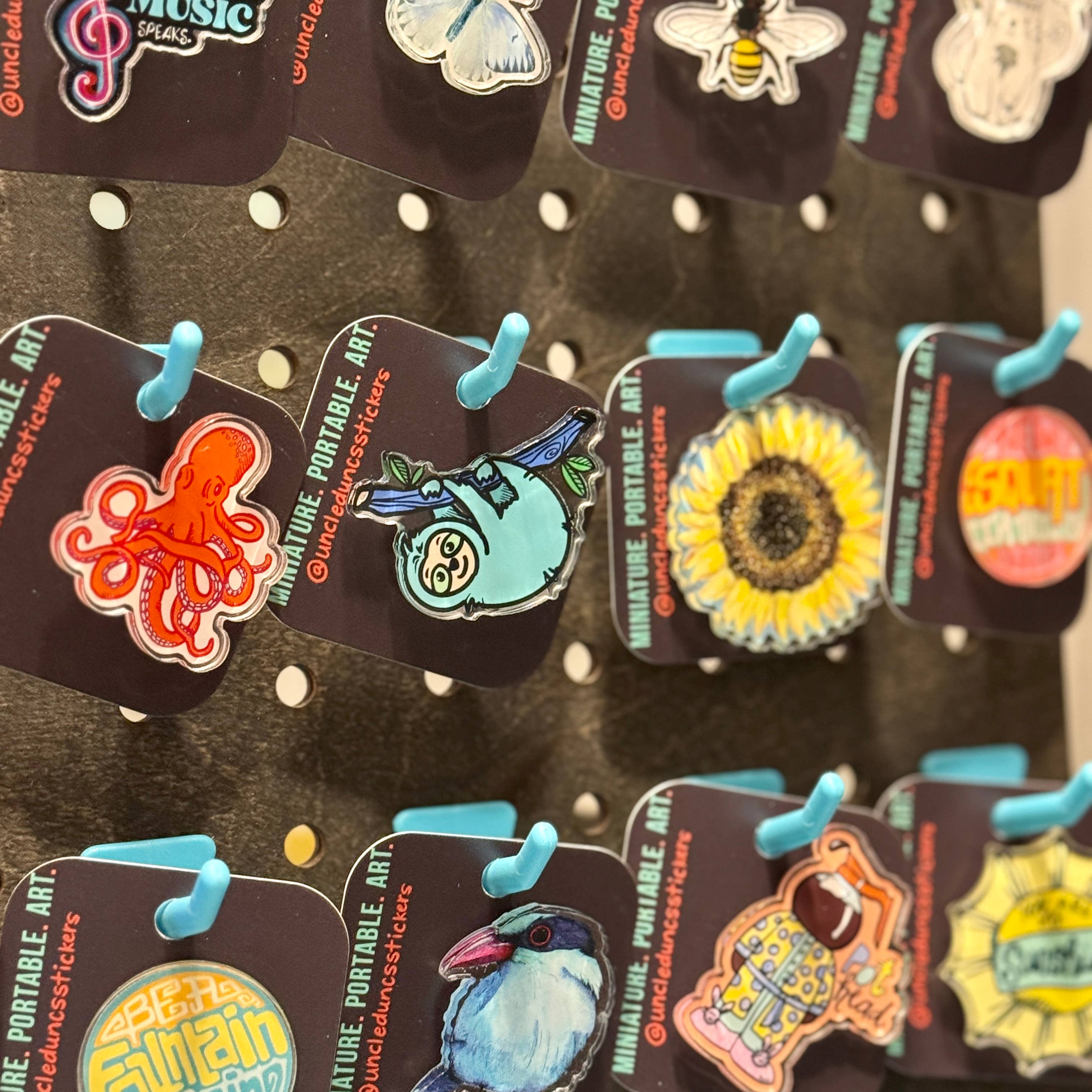 Uncle Dunc's Sticker Shoppe - Wholesale Lapel Pin/Button - Honey Bee Pin4