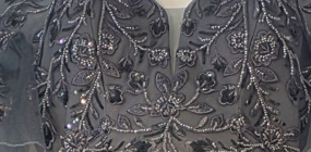 Dancing Queen Dress – Vestido comprido - Mulher por atacado – Vestido com Mangas Flutter e Aplique Bordado2