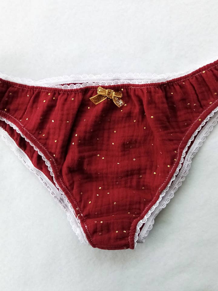 Red cotton double gauze briefs with gold dots - NOLWENN for wholesale by Esmée AccessoriesNco