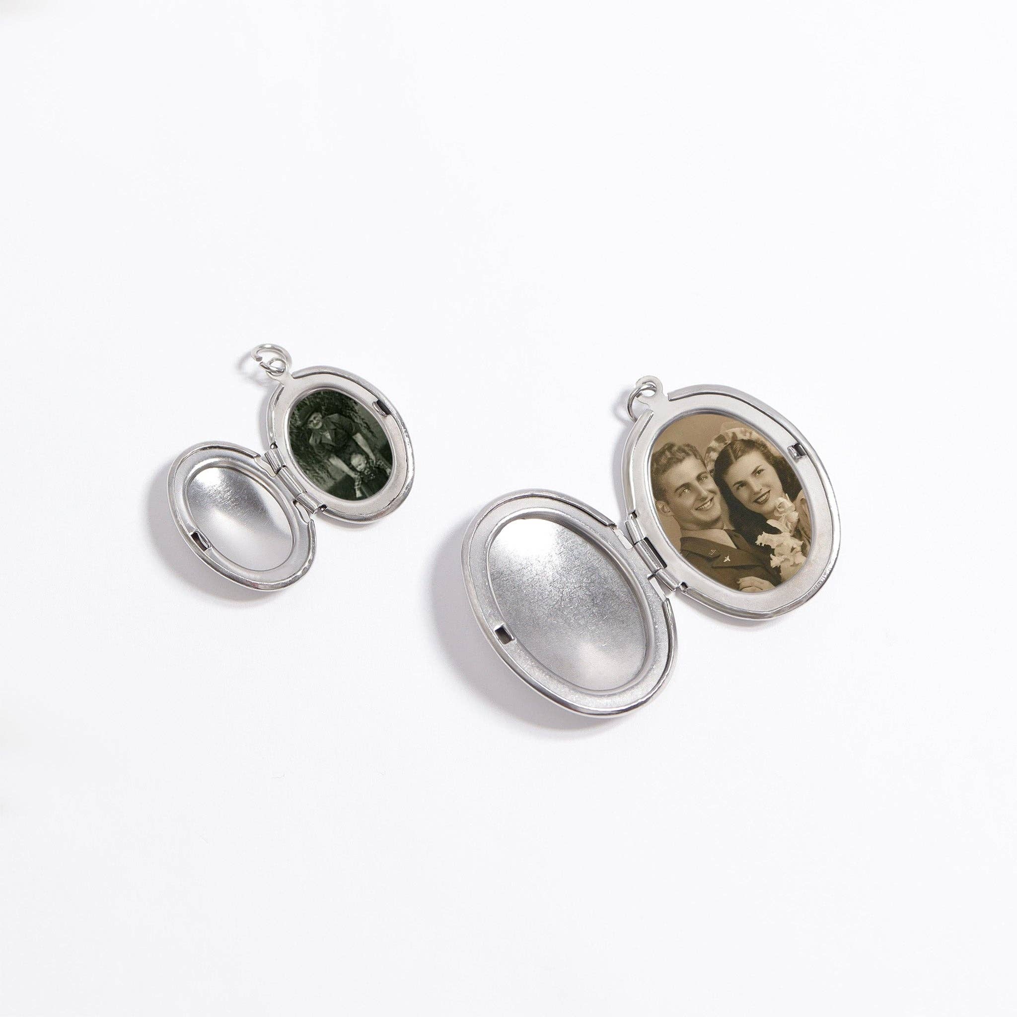 WJW - Wholesale Locket Necklace - Small - 18K Gold PVD Stainless Steel Oval Locket5