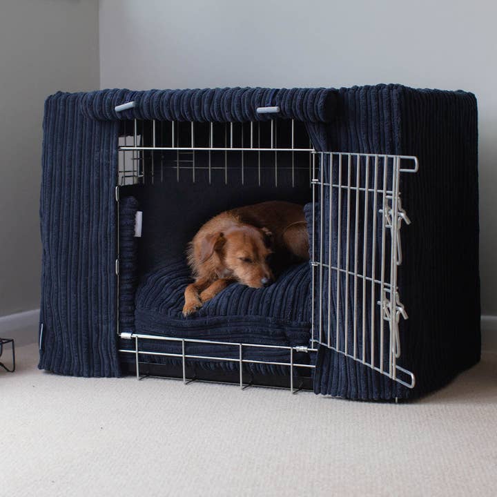 Lords and Labradors - Wholesale Pet Bed - Dog - Dog Crate Set in Navy Essentials Plush