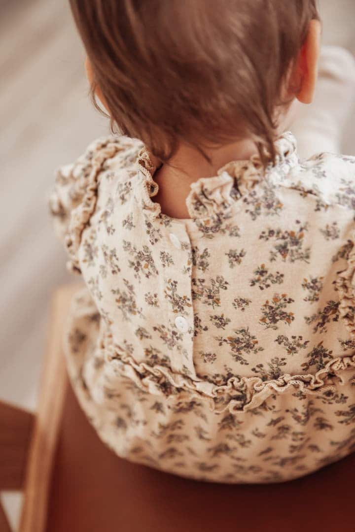 OLIVE & CRADLE - Vente Barboteuse – bébé - Combinaison Violla avec Nœud3