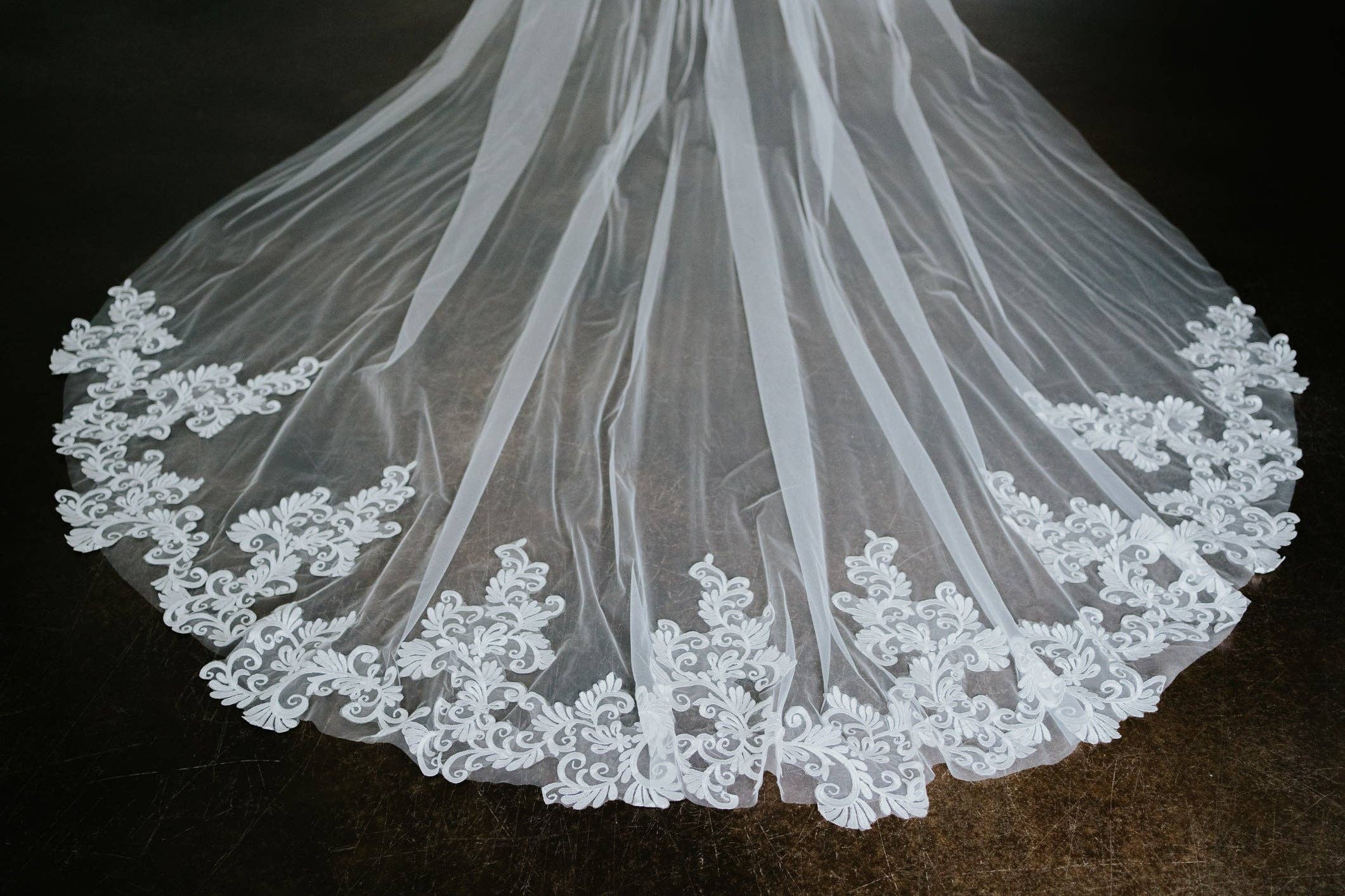 Brides and Belts - Wholesale Veil - Women's - Veil VII1