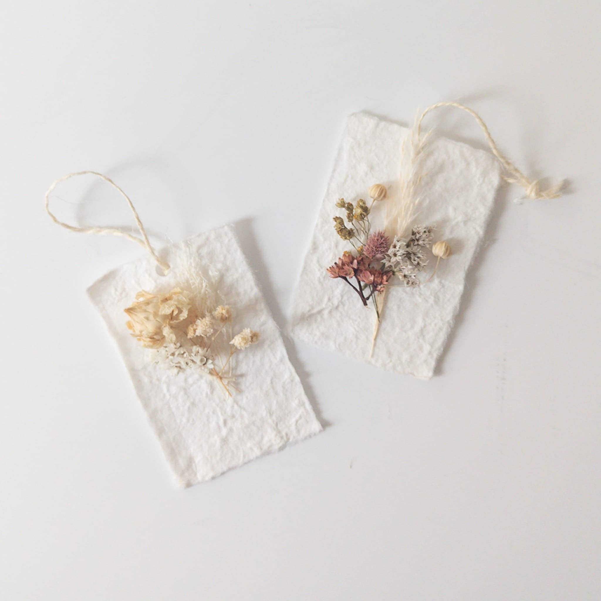 Giftora Wholesale - Wholesale Gift Tag - Handmade Dried Flower Gift Tags1