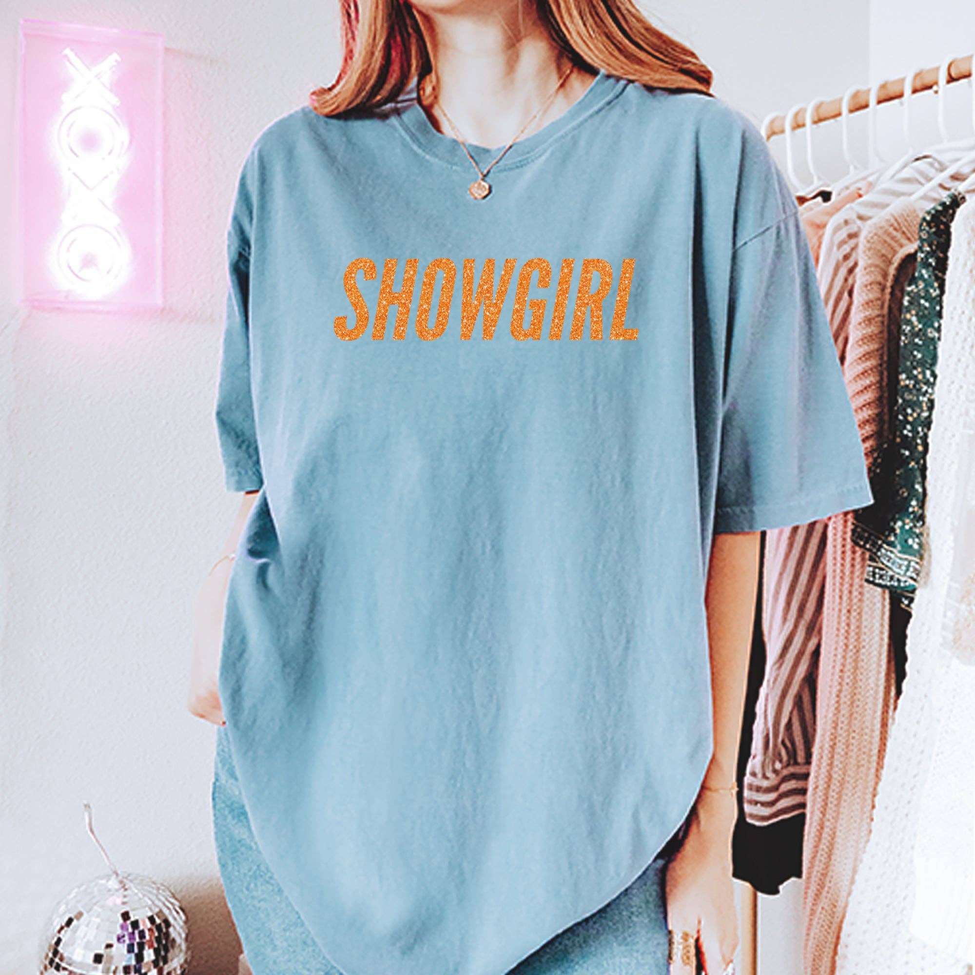 Expression Tees - Vente T-shirt sérigraphié – femme - T-shirt unisexe vintage doux à paillettes orange Showgirl20