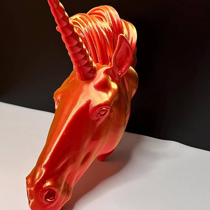 <3 Studio - Vendita all'ingrosso Decorazione da parete 3D - Bambini - Scultura da Parete Testa di Unicorno Fantasiosa per Decorare Incantevolmente la Cameretta dei Bambini