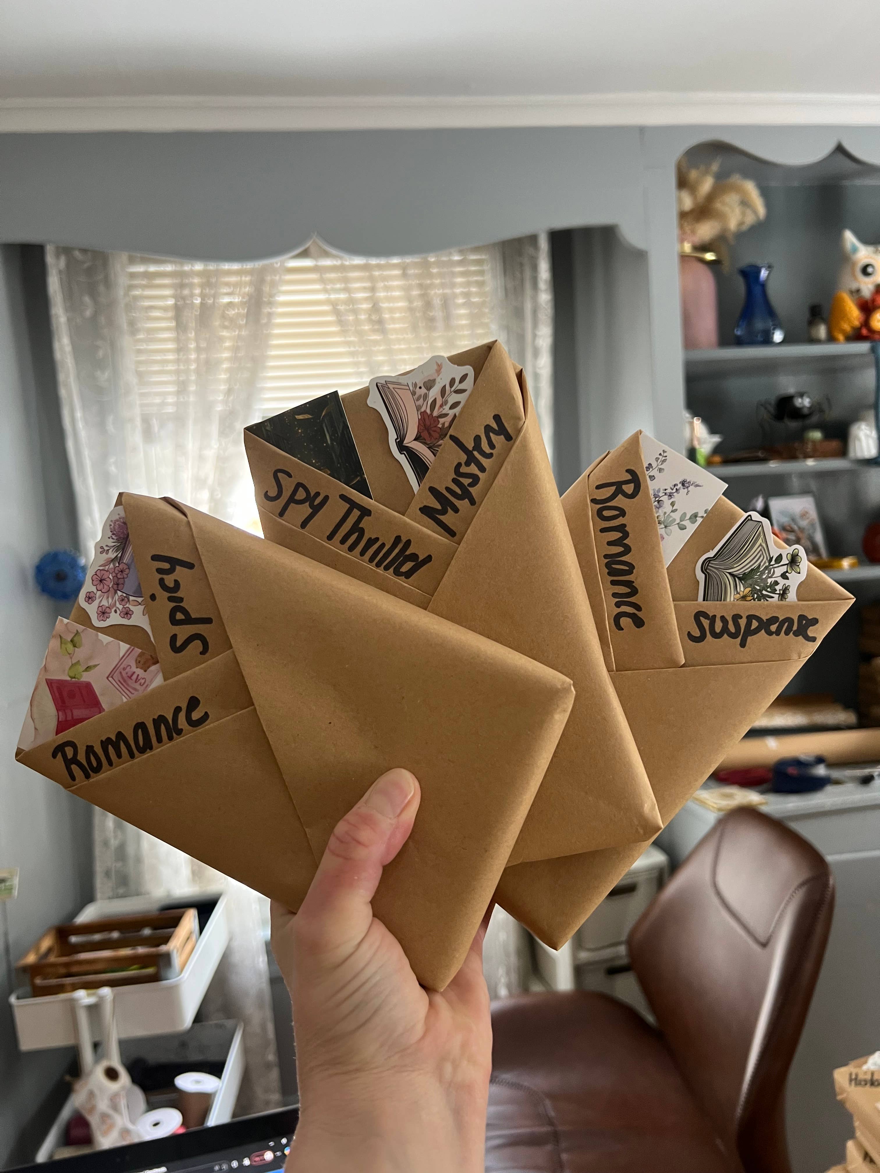 The Towne Witch - Vente Livre sur l'artisanat, les loisirs créatifs et le bricolage - Taille de voyage Rendez-vous à l'aveugle avec un livre, Livres plus petits, Livres3