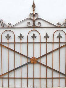 GT2004-C - Iron Gate With Scrolls & Finial for wholesale by Steel Heart Ltd.