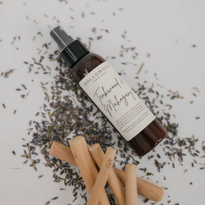 Hollowood Home and Candle - Wholesale Linen Spray - TEAKWOOD & MAHOGANY | LINEN SPRAY | MEN'S COLLECTION
