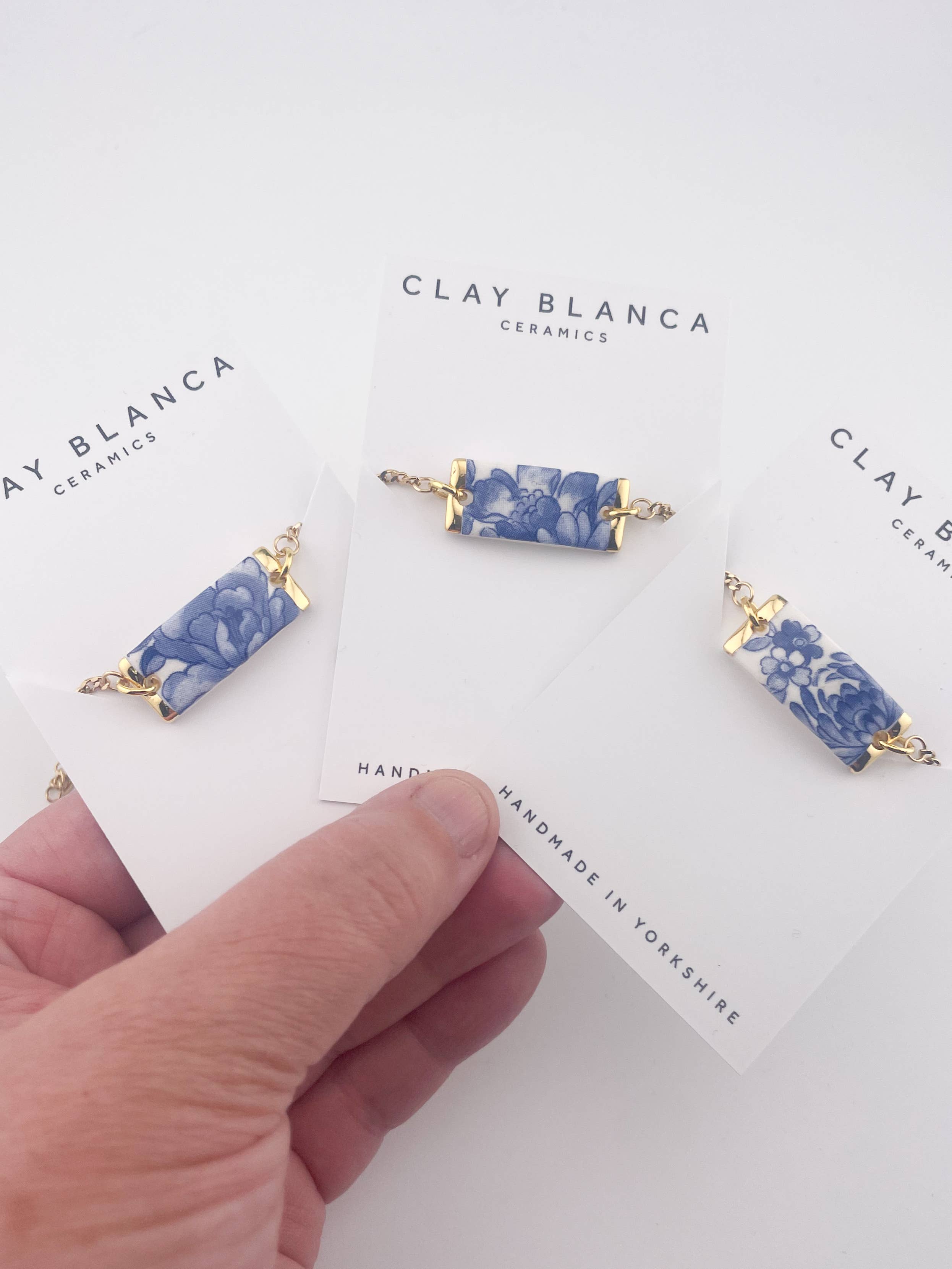 Clay Blanca – Großhandel Armband mit Charms/Anhängern – Blaue China Rechteck-Armbänder (Optionen)2