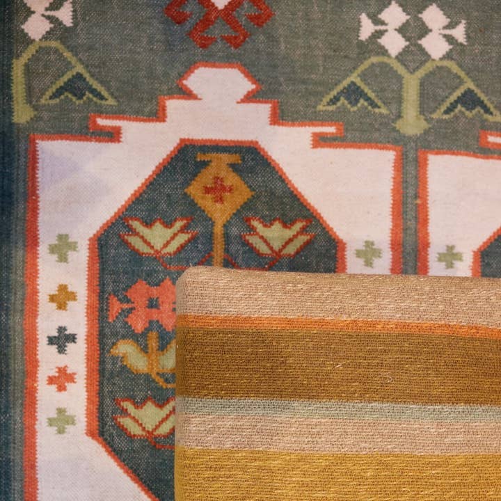 Bonheur du Jour - Wholesale Area rug - Maya Rug - 160 x 230 cm - Ecru Green2