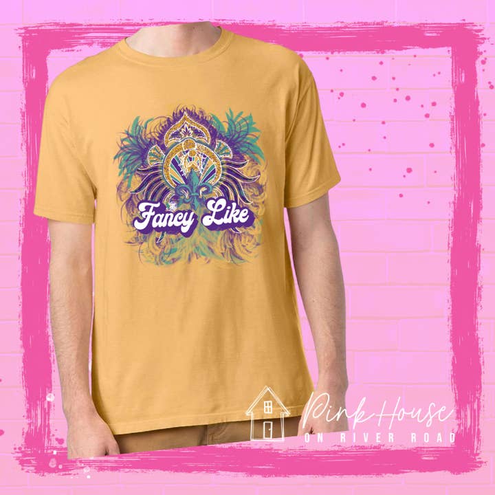 Fancy Like Mardi Gras T-shirt met print voor wholesale door Pink House On River Road