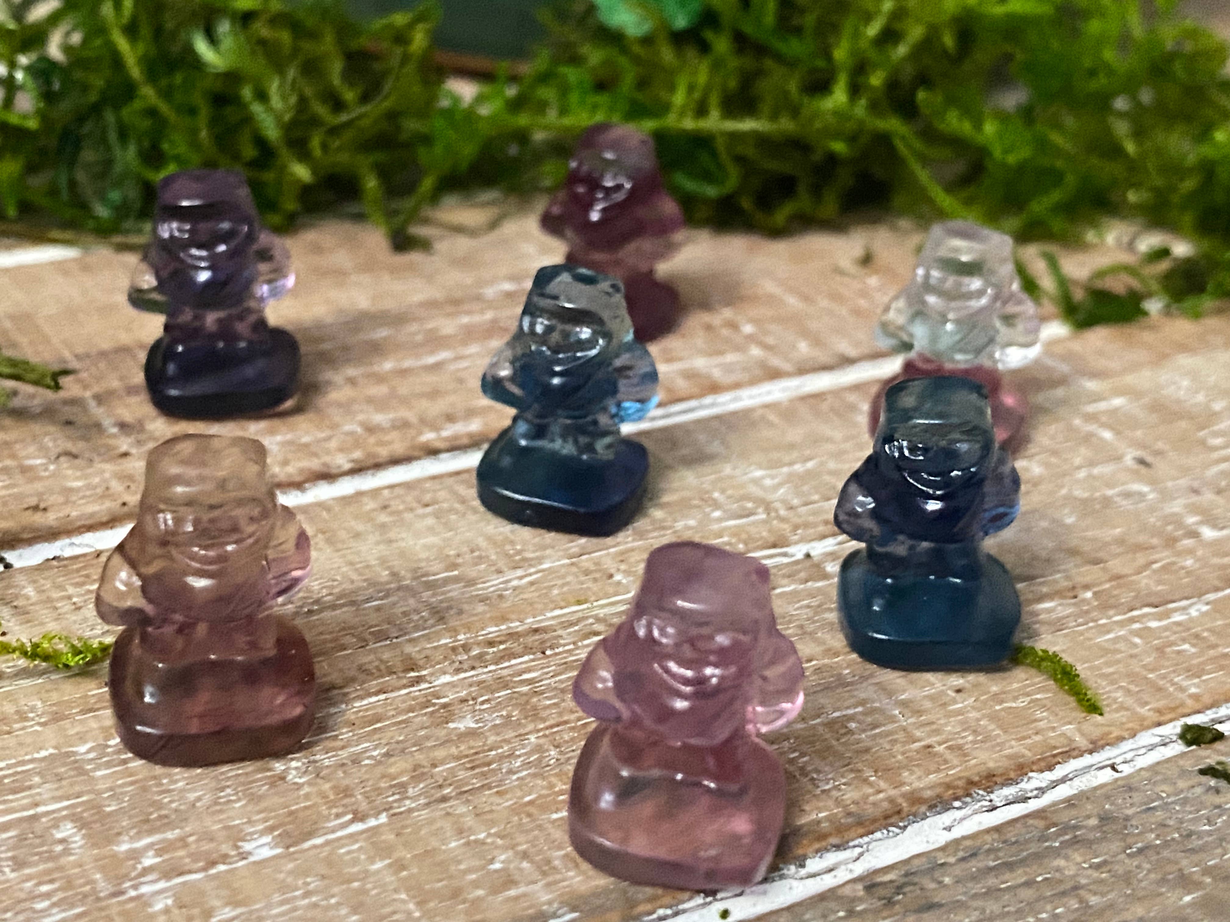 Moon River Designs - Wholesale Spiritual stone/crystal - Mystery Mini Crystal Animal & Character Carvings Bulk Set14