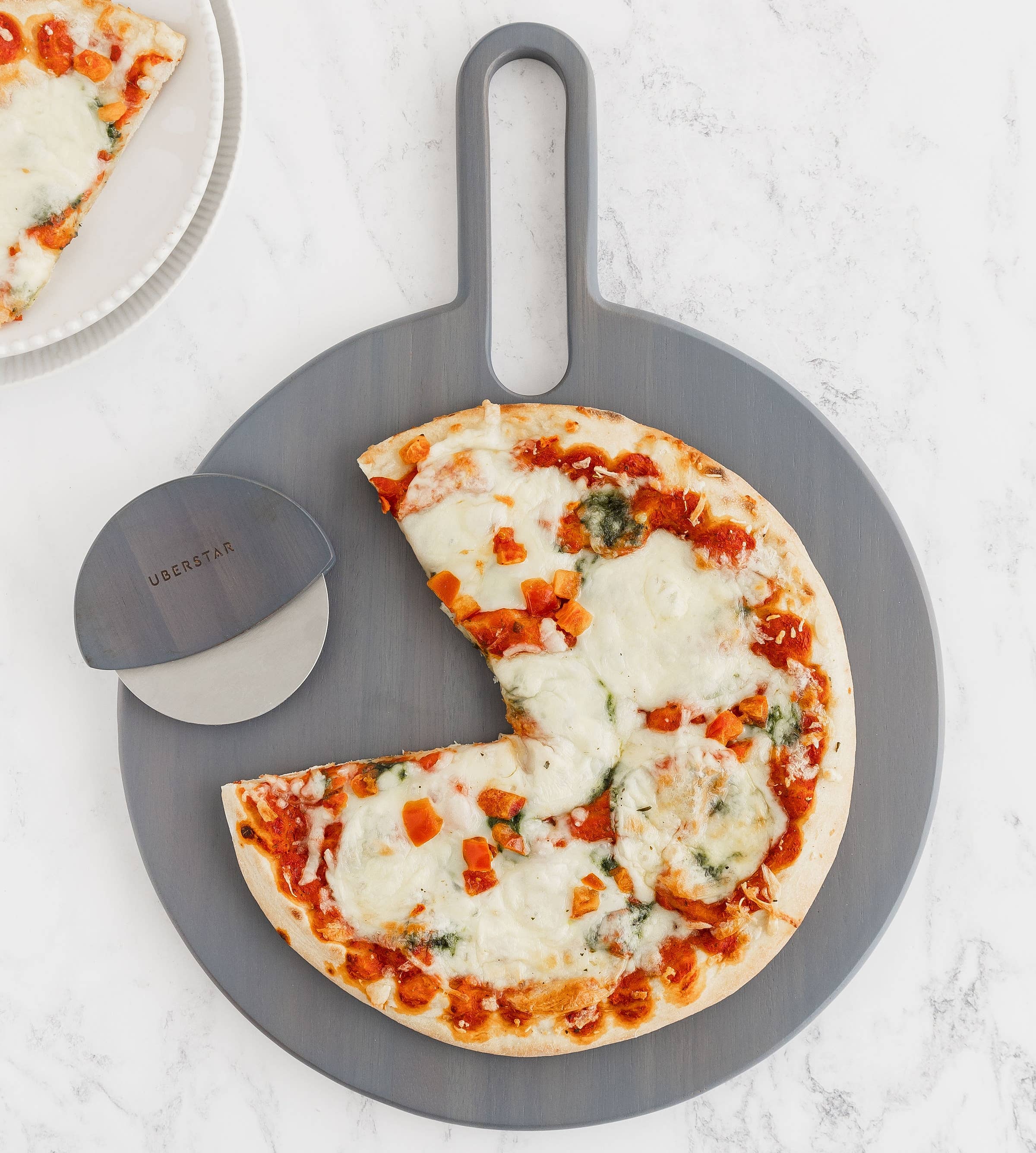 UBERSTAR – wholesale Pizza board – Pizza Board & Cutter Gift Set1