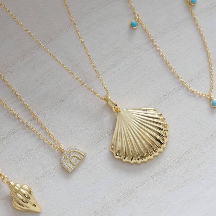 Coast and Cove - Wholesale Pendant/Charm Necklace - Crystal Rainbow Necklace4