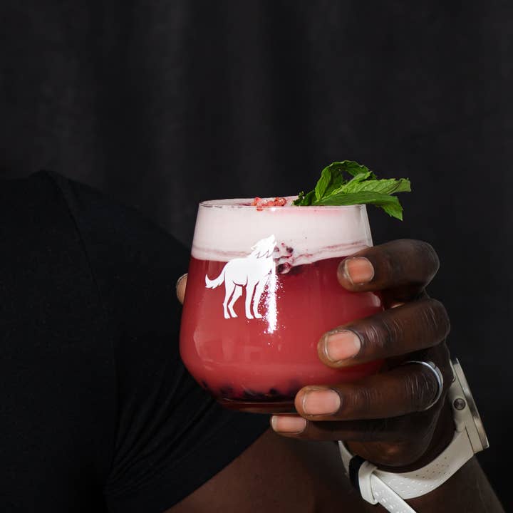 Lupo Grigio per la vendita all'ingrosso da parte di Hey That's My Glass