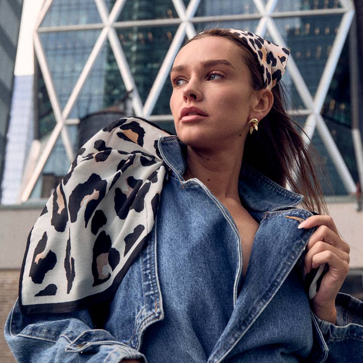 Lele Sadoughi - Wholesale Fashion headband – women's - LEOPARD JACKIE SILKY HANDKERCHIEF HEADBAND2