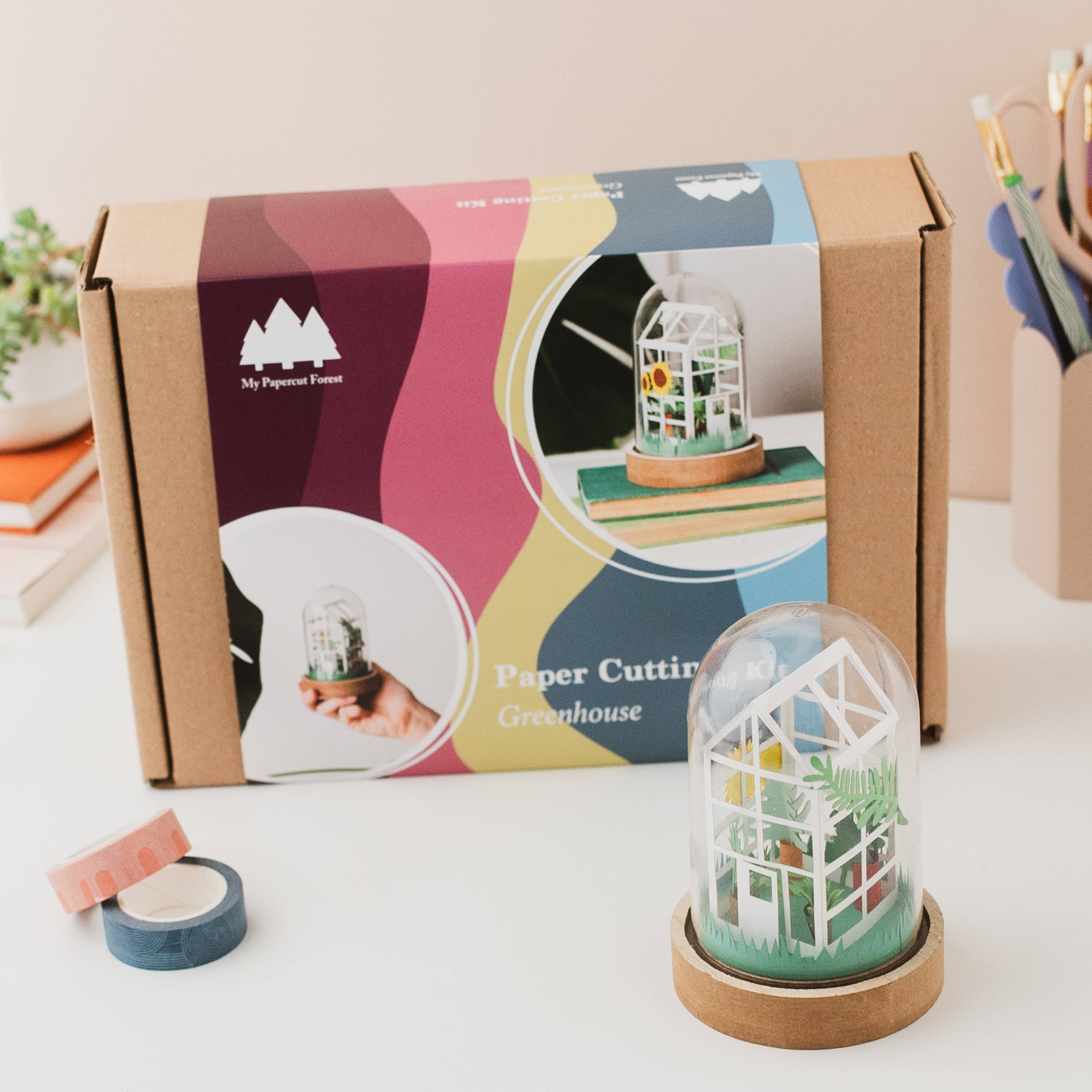 My Papercut Forest – Großhandel Bastelset – DIY Bastelset Gewächshaus aus Papier für Erwachsene1
