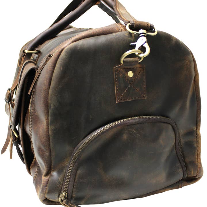 hide & chic - Wholesale Weekender bag – Unisex - Quality Full Grain Genuine Leather Travel Bag with Adjustable Shoulder Strap. FREE Leather Apple Air-tag Holder.3