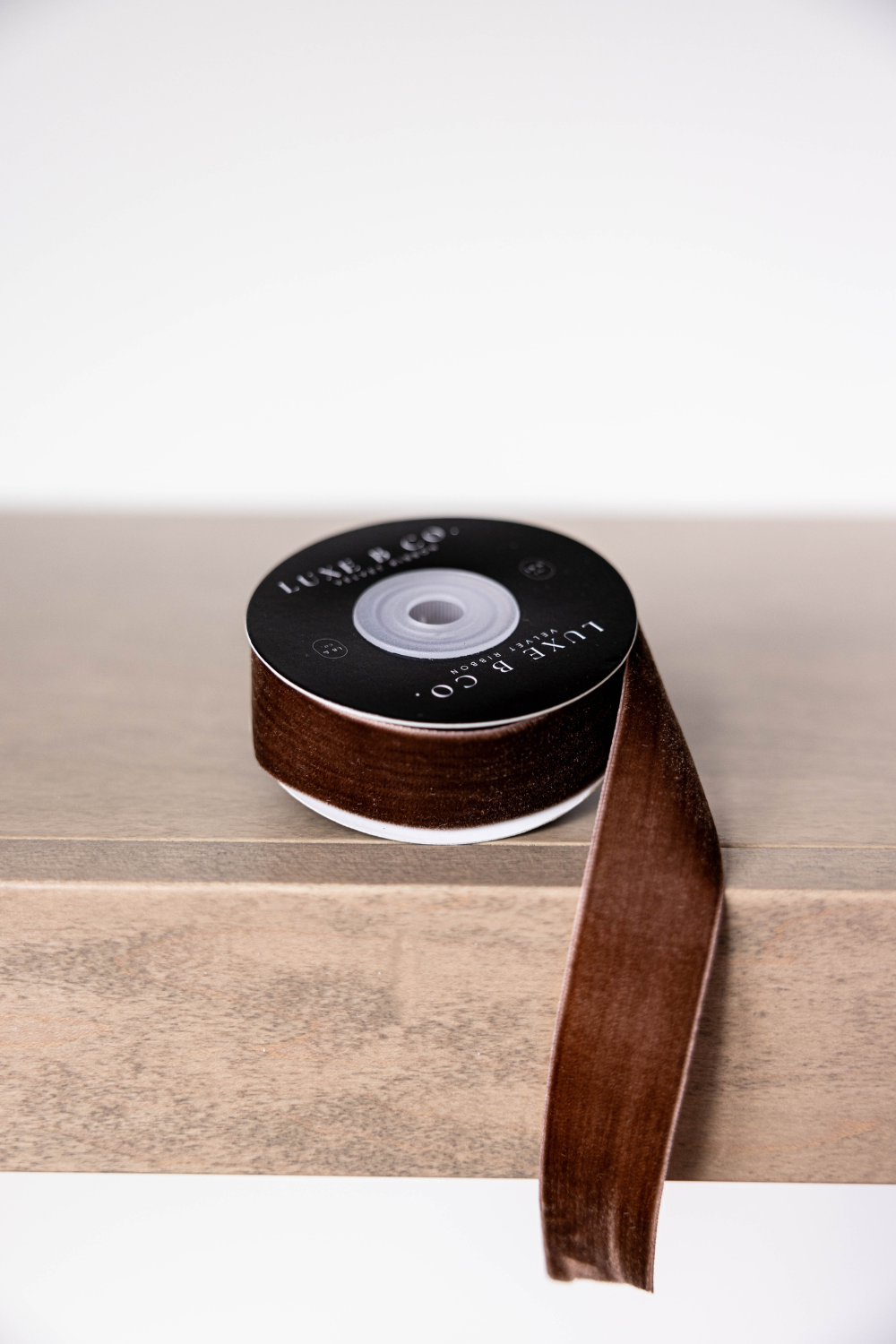 Luxe B Co - Wholesale Ribbon - Gift Wrapping - Ribbon Brown Velvet Christmas Decor Luxe B Co.2