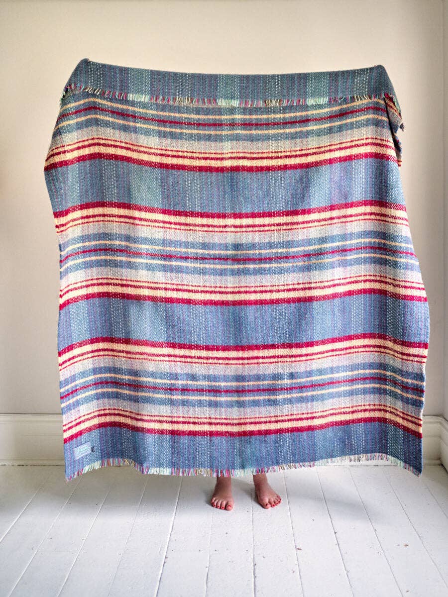 The British Blanket Company – wholesale Throw blanket – Random recycled wool blanket1